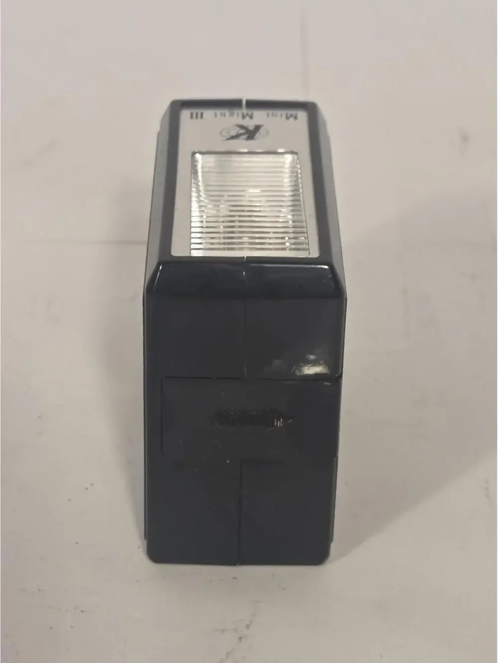 Vintage K Mini Might III Hot Shoe Camera Flash Universal Black Compact Unit